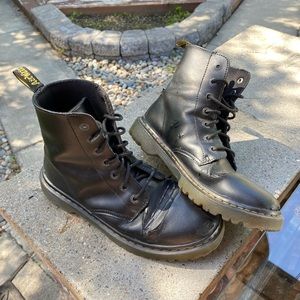 Dr. Doc Martens Air Wair Luana women’s combat boot